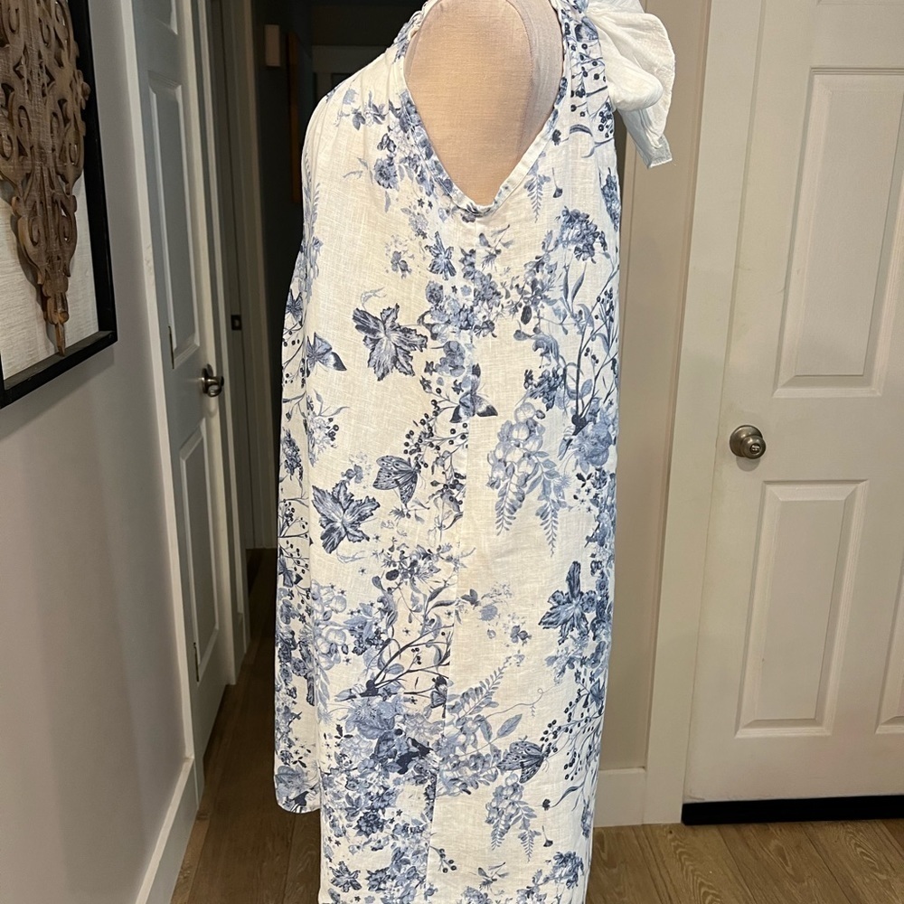 BELLAMBRA NWOT white linen halter mini dress with soft blue botanical print - Picture 12 of 15